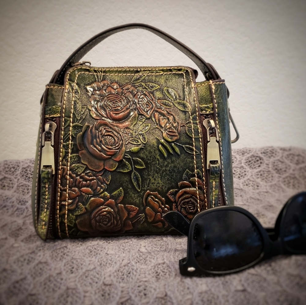 Embossed Floral Leather Purse